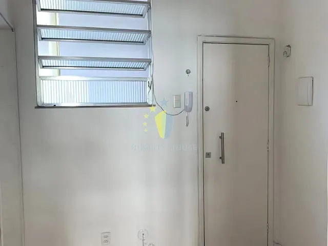 Apartamento com 28m² 1 quarto e 1 banheiro, para alugar, no bairro Botafogo em Rio de Janeiro