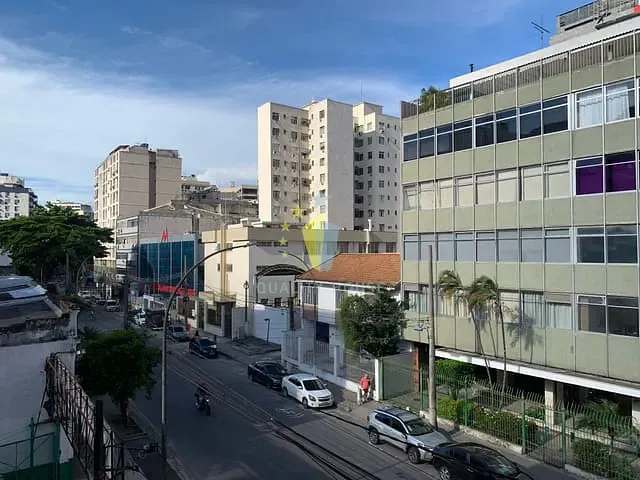 Apartamento com 28m² 1 quarto e 1 banheiro, para alugar, no bairro Botafogo em Rio de Janeiro