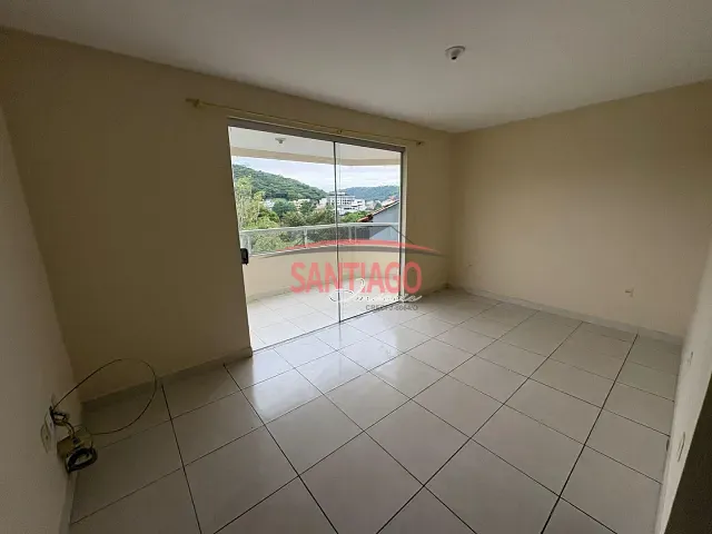 Apartamento 3 quartos e 1 banheiro, para alugar, no bairro Centro em Santo Antônio de Pádua