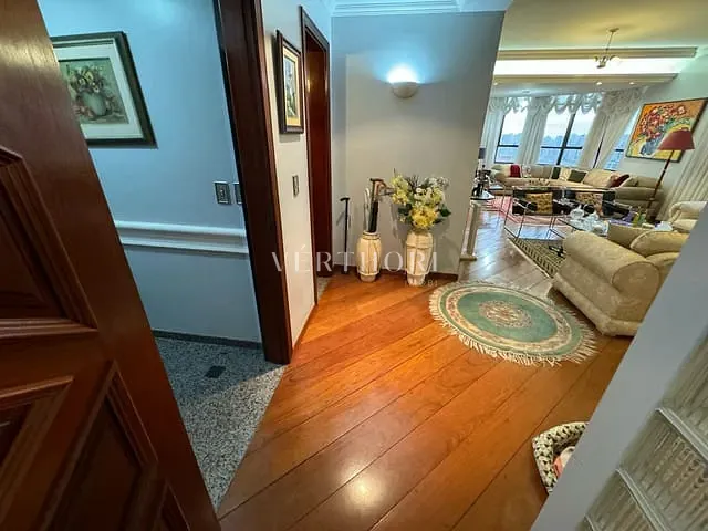 Apartamento 3 quartos e 4 banheiros, à venda, no bairro Centro em Londrina
