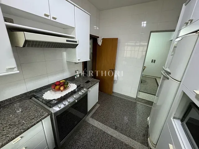 Apartamento 3 quartos e 4 banheiros, à venda, no bairro Centro em Londrina