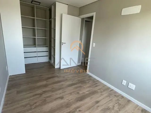 Apartamento 2 quartos e 2 banheiros, para alugar, no bairro Areal em Pelotas