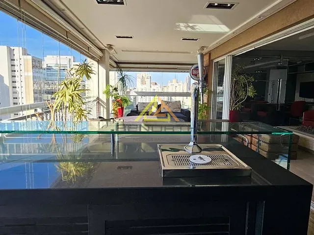 Apartamento com 206m² 4 quartos e 5 banheiros, para alugar, no bairro Vila Romana em São Paulo