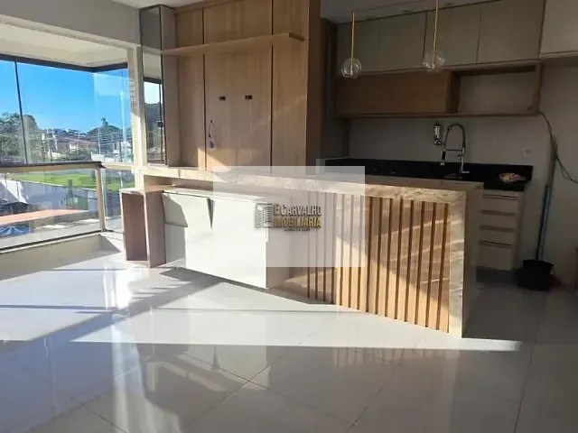 Apartamento 2 quartos e 2 banheiros, à venda, no bairro Jardim Savóia em Ilhéus
