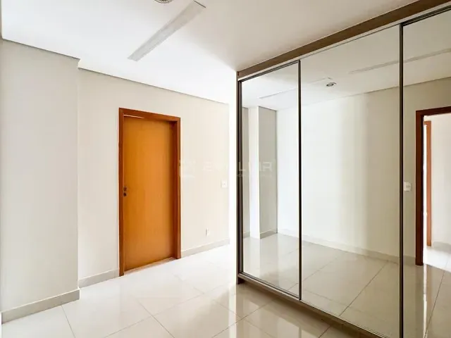 Apartamento 4 quartos e 5 banheiros, para alugar, no bairro Setor Bueno em Goiânia