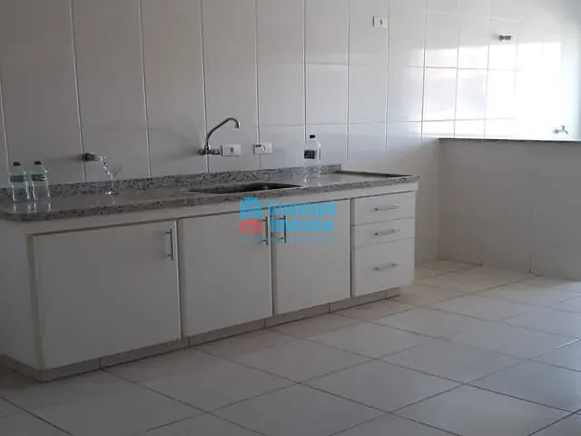 Apartamento com 90m², para alugar, no bairro centro em GUAXUPÉ