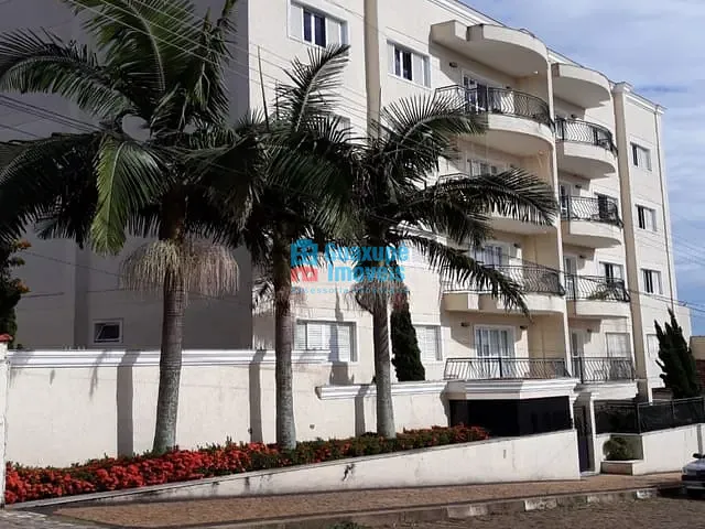 Apartamento com 90m², para alugar, no bairro centro em GUAXUPÉ