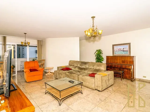 Apartamento 4 quartos e 5 banheiros, à venda, no bairro Centro em Londrina