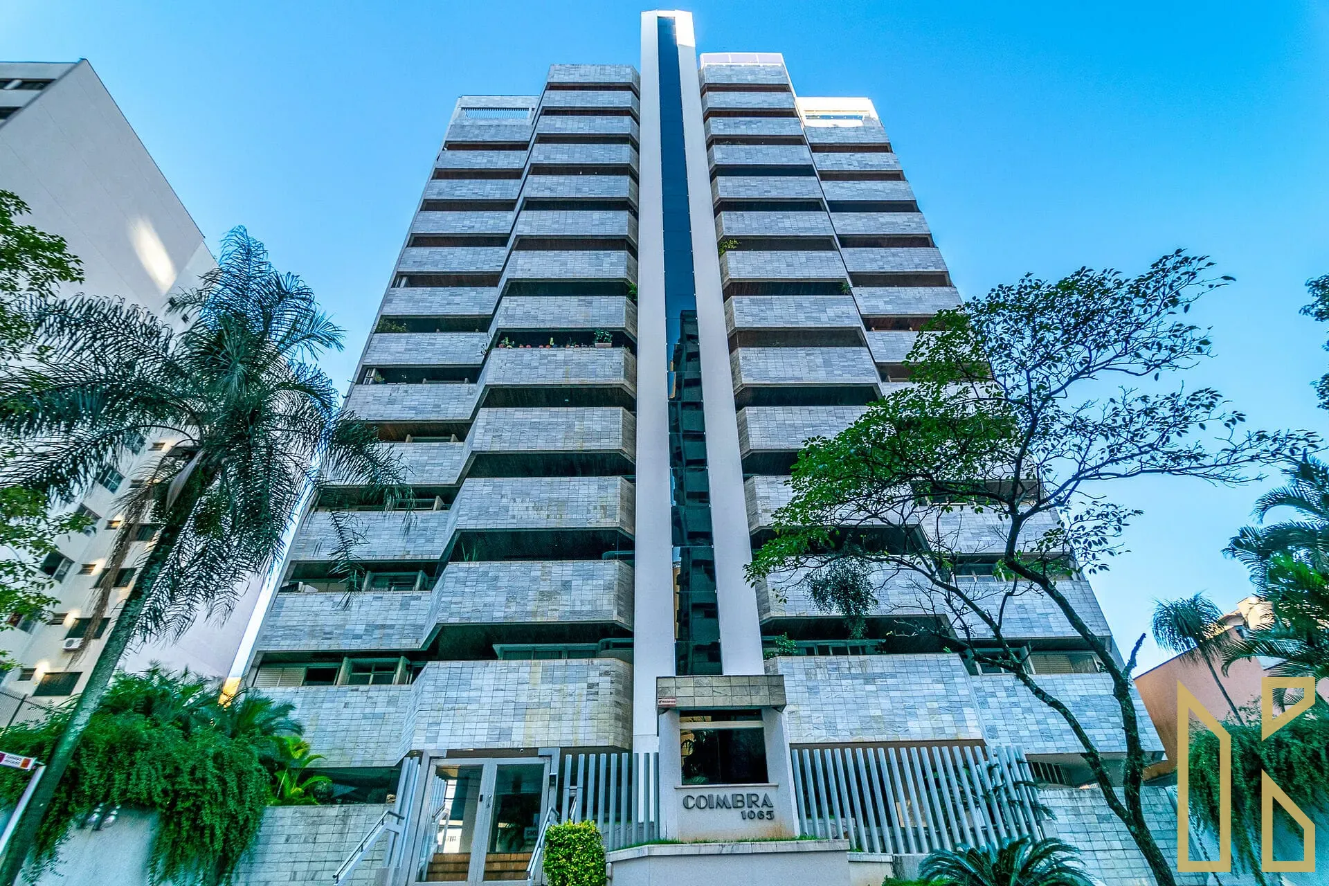 Apartamento, 4 quartos, 232 m² - Foto 2
