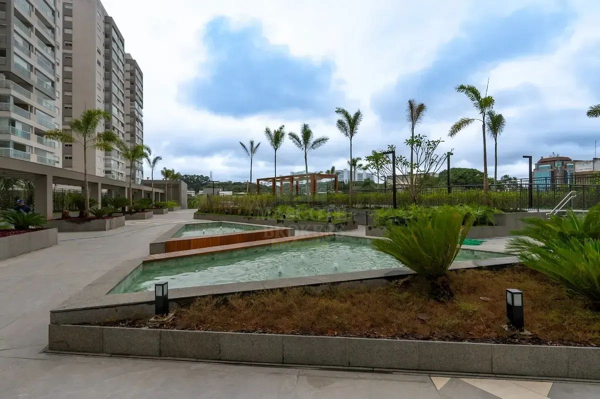 Apartamento à venda com 3 quartos, 136m² - Foto 35