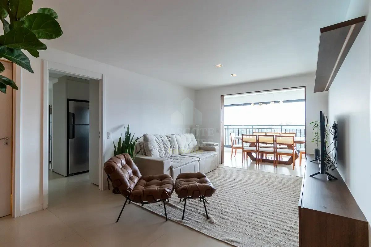 Apartamento à venda com 3 quartos, 136m² - Foto 10