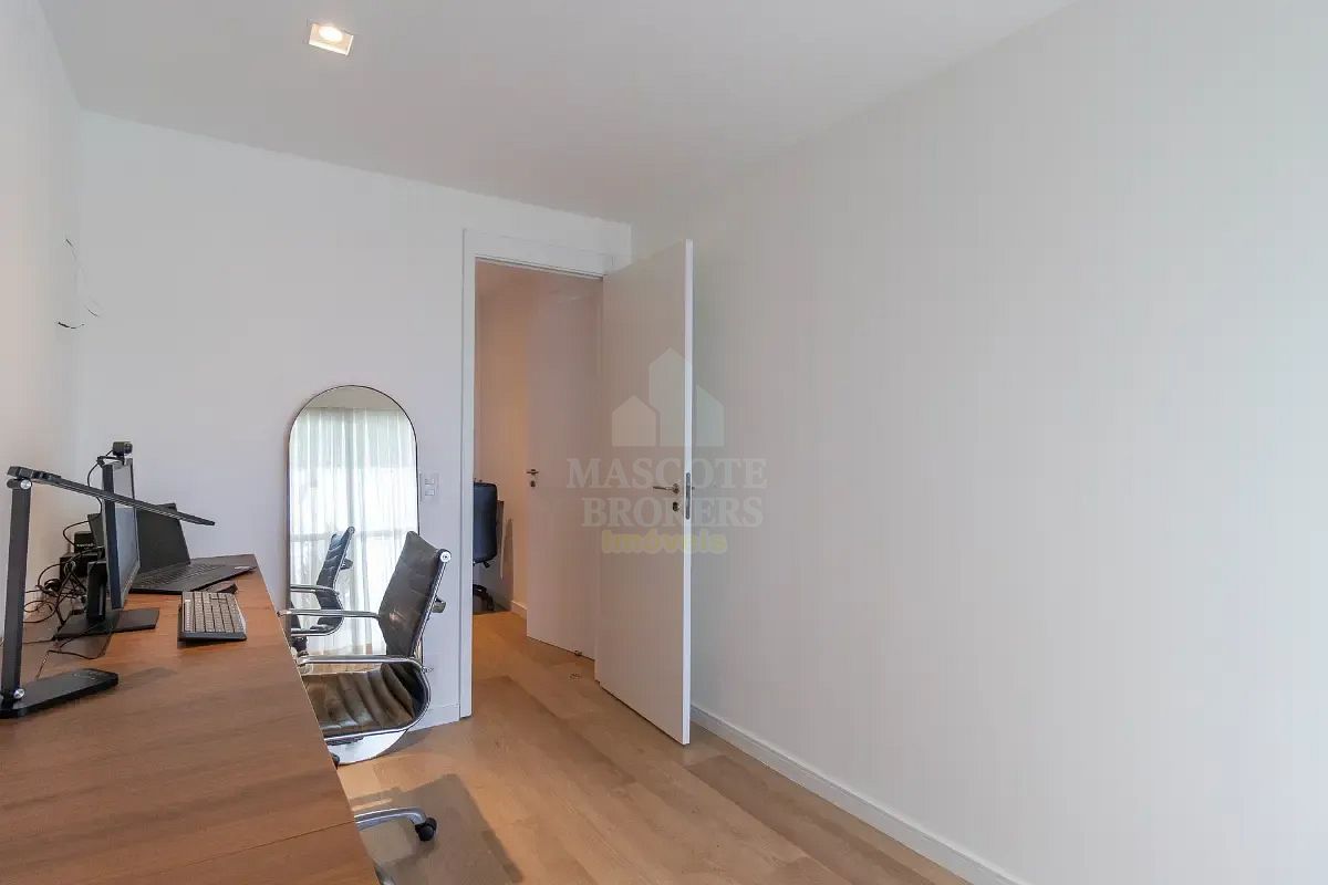 Apartamento à venda com 3 quartos, 136m² - Foto 33