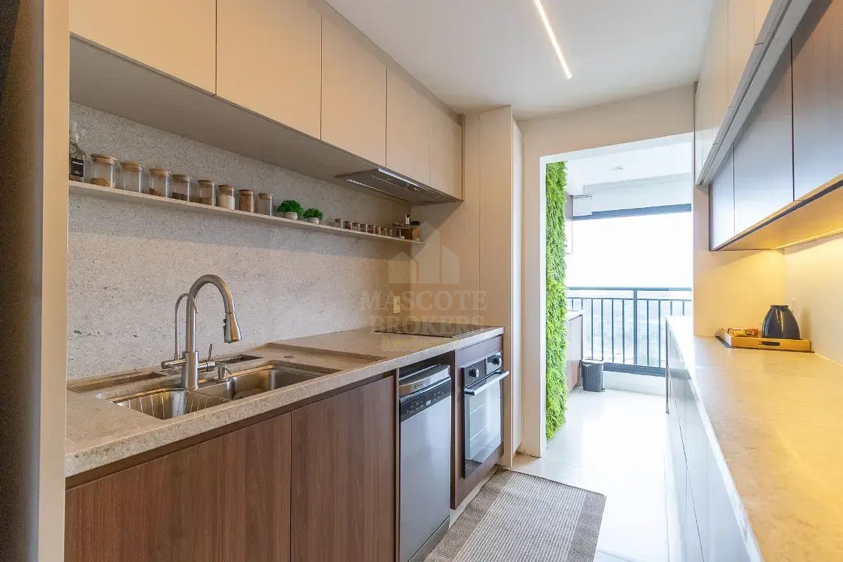Apartamento à venda com 3 quartos, 136m² - Foto 1