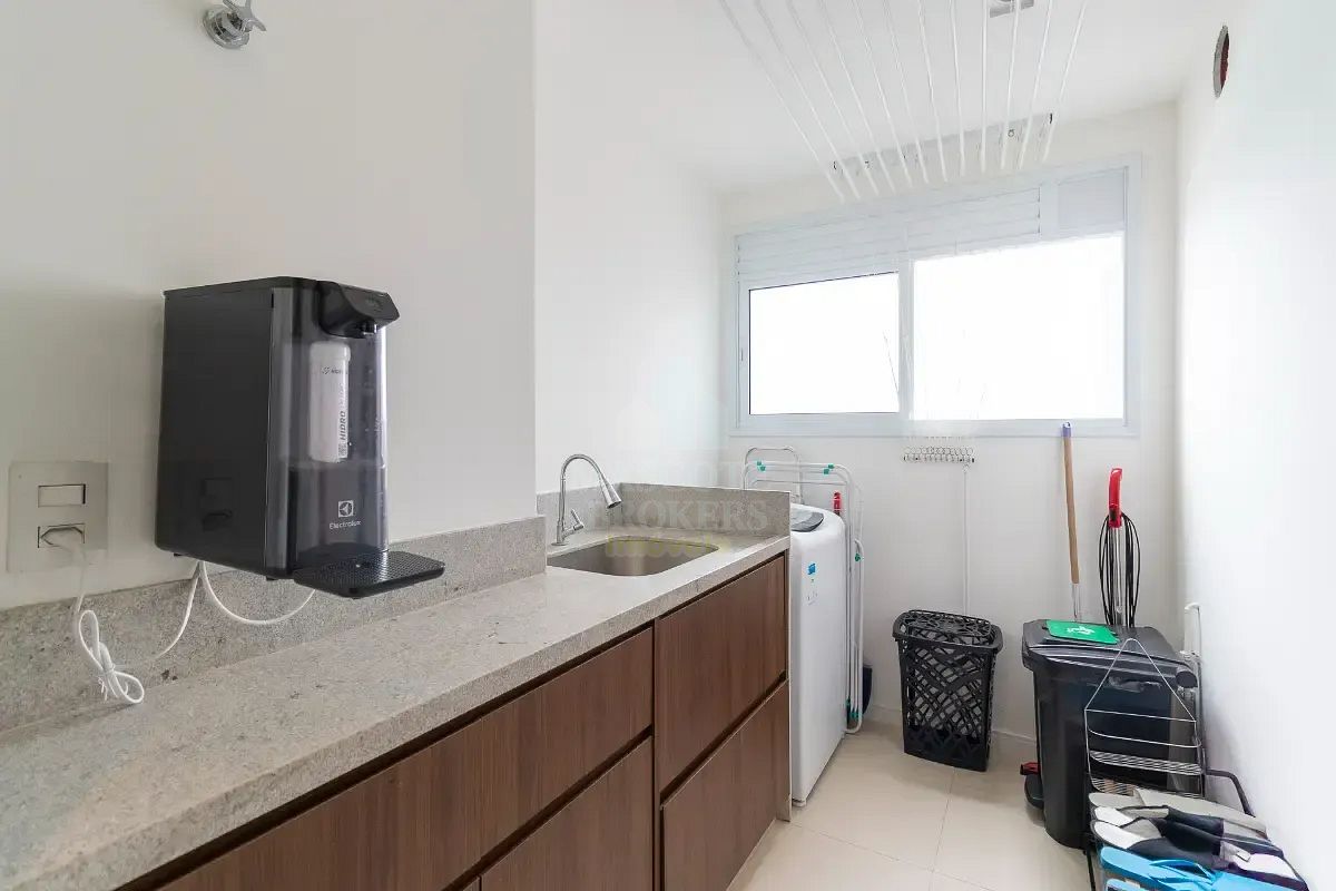 Apartamento à venda com 3 quartos, 136m² - Foto 7