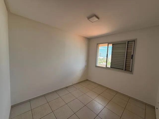 Apartamento 3 quartos e 2 banheiros, para alugar, no bairro Parque Amazônia em Goiânia