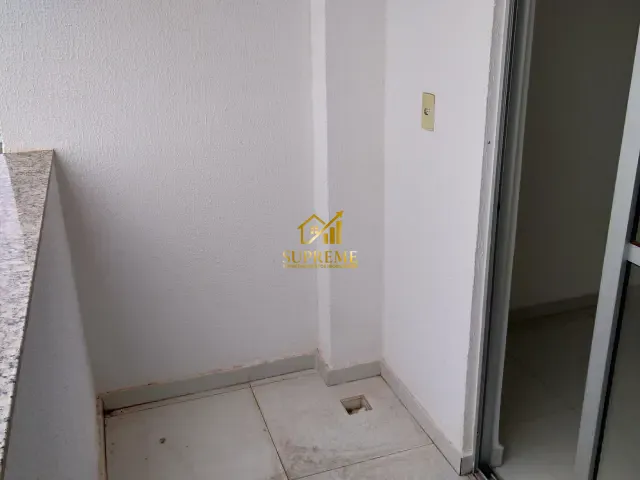 Apartamento 3 quartos e 2 banheiros, à venda, no bairro Vila Rosa em Goiânia