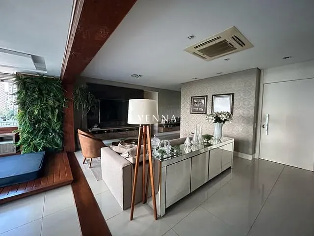 Apartamento com 303m² 3 quartos e 4 banheiros, à venda, no bairro Gleba Palhano em Londrina