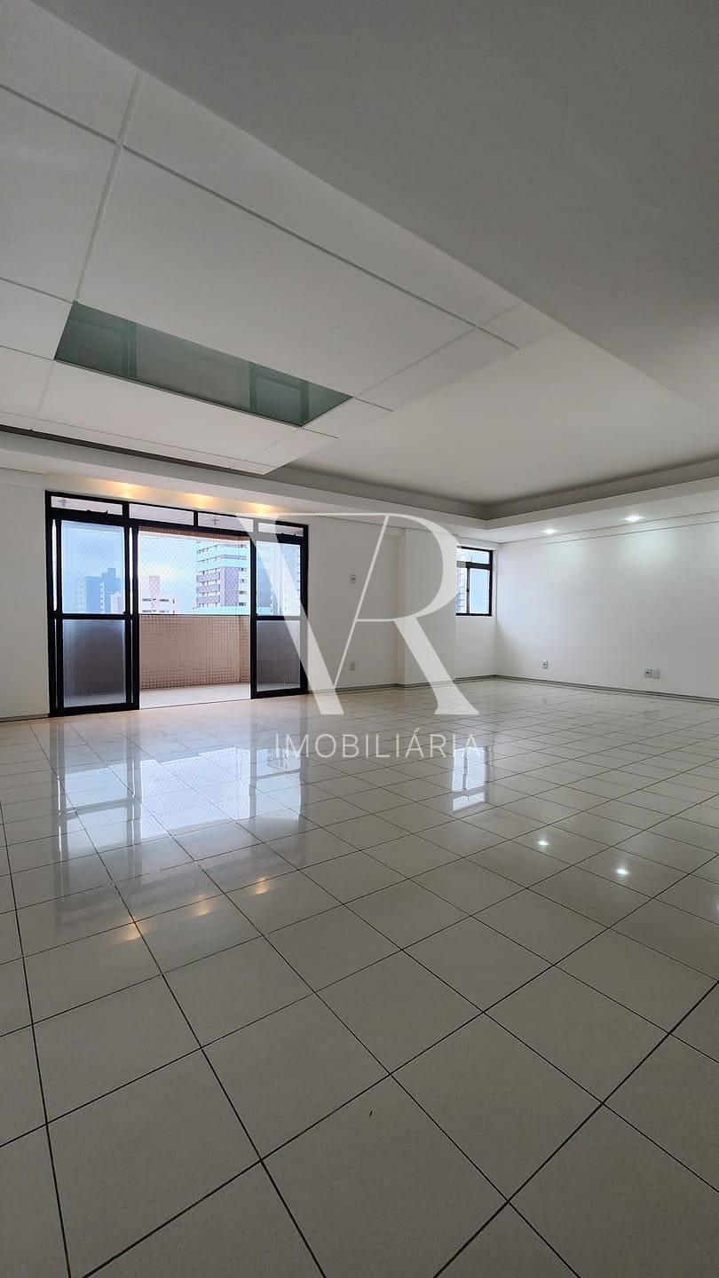 Apartamento à venda com 3 quartos, 167m² - Foto 5