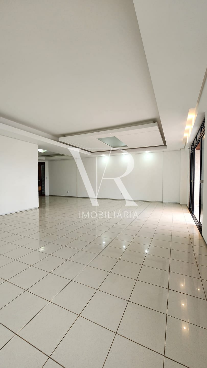 Apartamento à venda com 3 quartos, 167m² - Foto 6