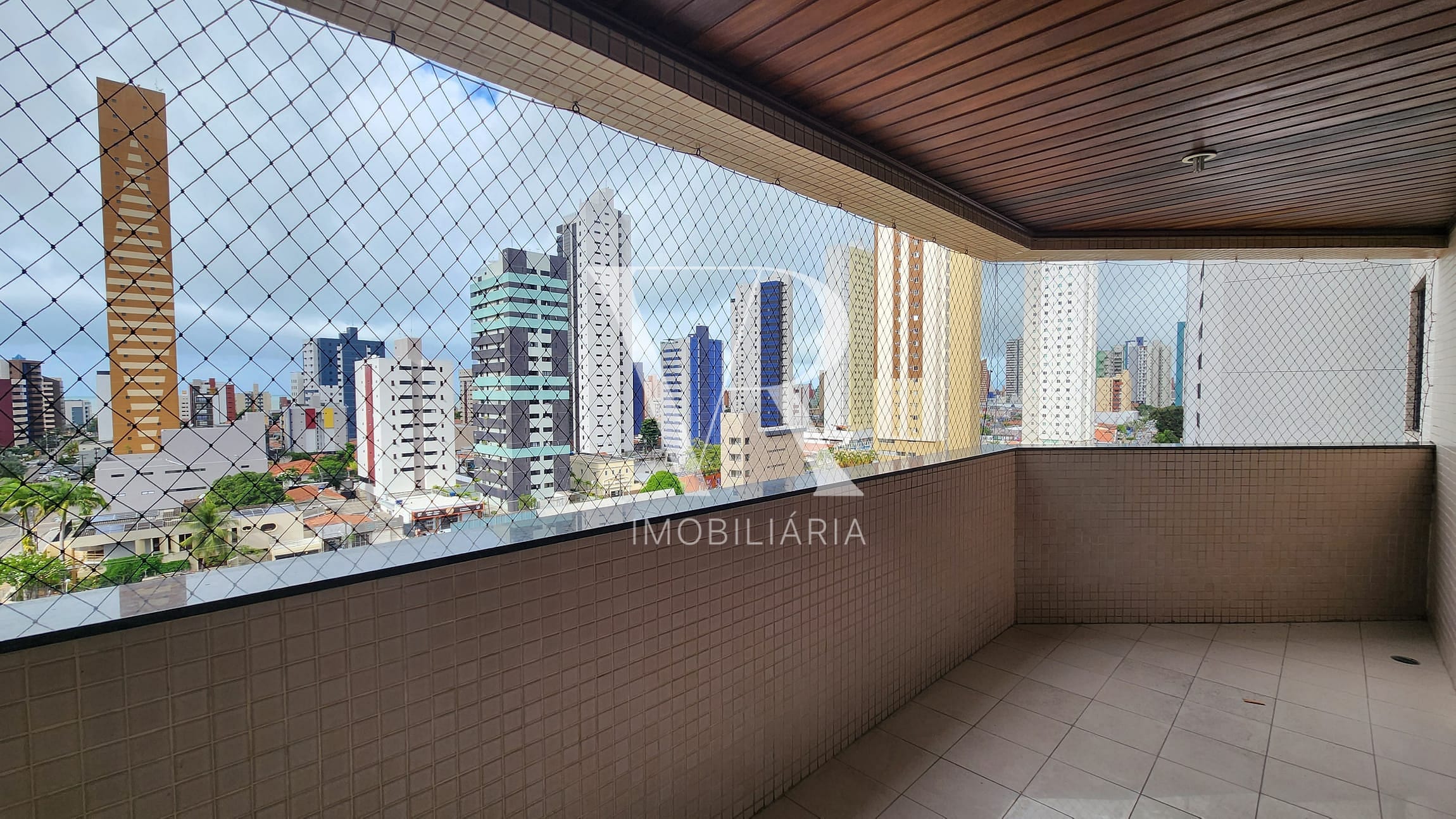 Apartamento à venda com 3 quartos, 167m² - Foto 9