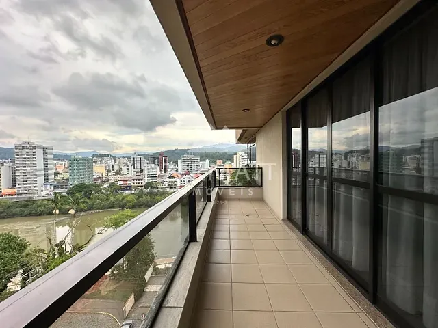 Apartamento com 360m² 4 quartos e 3 banheiros, para alugar, no bairro Ponta Aguda em Blumenau