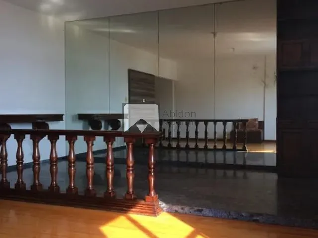 Apartamento com 165m² 3 quartos e 1 banheiro, à venda, no bairro Icaraí em Niterói
