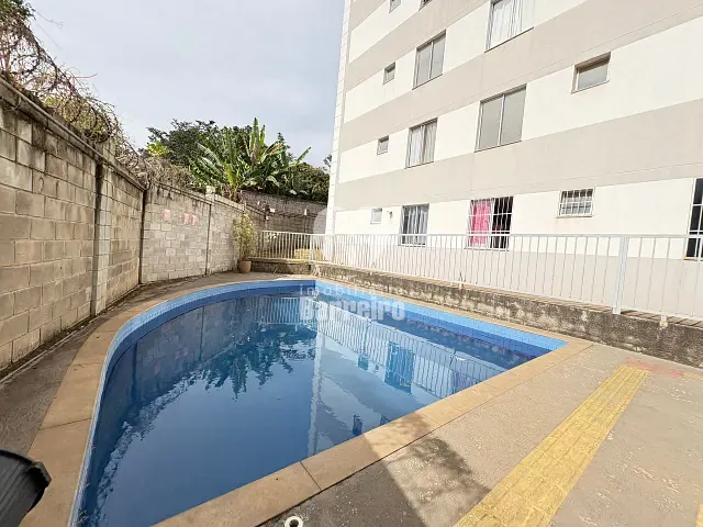 Apartamento 2 quartos e 1 banheiro, à venda, no bairro Barreirinho em Ibirité