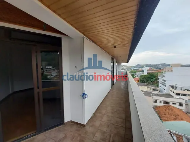 Apartamento 3 quartos e 1 banheiro, para alugar, no bairro Ano Bom em Barra Mansa