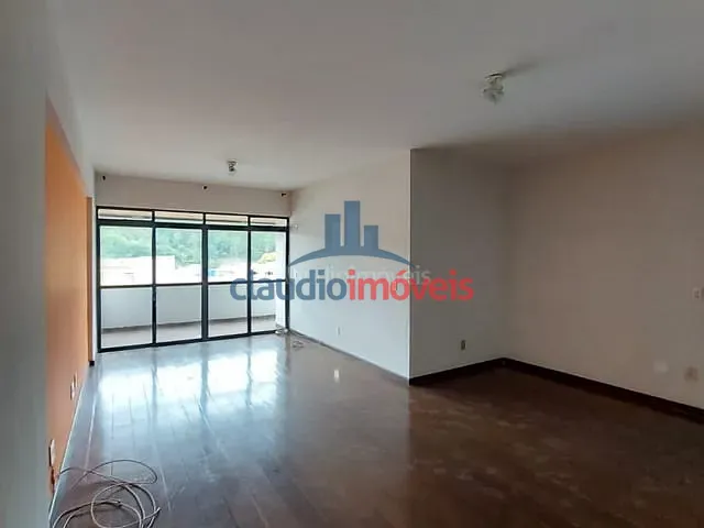 Apartamento 3 quartos e 1 banheiro, para alugar, no bairro Ano Bom em Barra Mansa