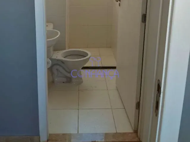Apartamento com 63m² 2 quartos e 1 banheiro, para alugar, no bairro Santa Cruz em Rio de Janeiro