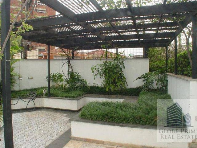 Apartamento 4 quartos e 2 banheiros, à venda, no bairro Moema em São Paulo