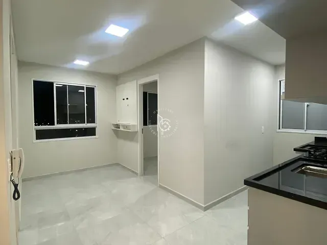 Apartamento com 37m² 2 quartos e 1 banheiro, para alugar, no bairro Vila das Bandeiras em Guarulhos