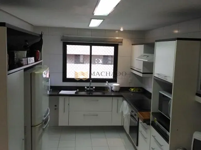 Apartamento com 170m² 4 quartos e 3 banheiros, à venda, no bairro Alphaville Centro Industrial e Empresarial/Alphaville. em Avenida Cauaxi