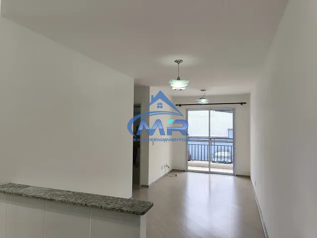 Apartamento 2 quartos e 1 banheiro, à venda, no bairro Vila Paranaguá em São Paulo