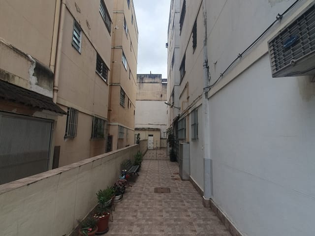 Apartamento 2 quartos e 1 banheiro, para alugar, no bairro Campo Grande em Rio de Janeiro