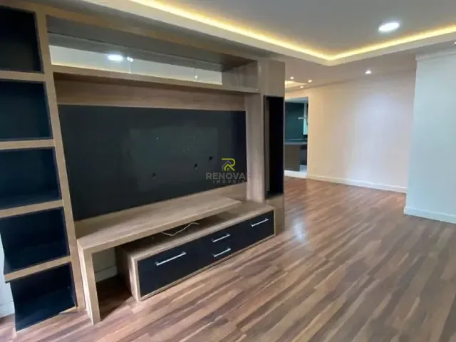 Apartamento com 165m² 3 quartos e 3 banheiros, à venda, no bairro Centro em Guarapuava