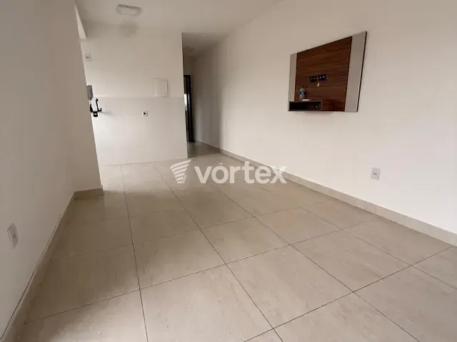 Apartamento 2 quartos e 1 banheiro, para alugar, no bairro Santana em Uruguaiana