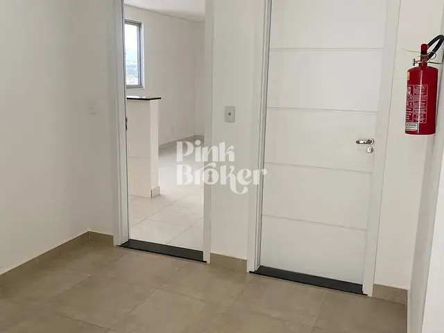 Apartamento com 87m² 2 quartos e 2 banheiros, à venda, no bairro Cabral em Contagem