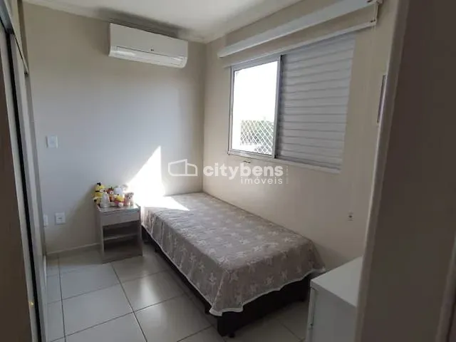 Apartamento com 69m² 2 quartos e 1 banheiro, à venda, no bairro Conjunto Habitacional Pedro Perri em Araçatuba