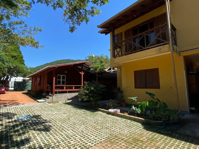 Foto do Casa - Edifício Residencial com 6 Apartamentos á venda, Investimento certo com renda ativa, no Campeche em Florianópolis,Santa Catarina. | Costão Sul Imóveis