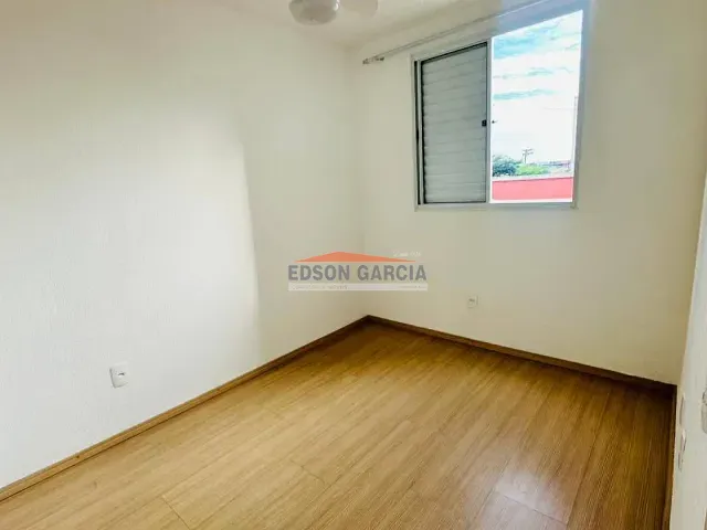 Apartamento 2 quartos e 1 banheiro, para alugar, no bairro Parque São Bento em Sorocaba