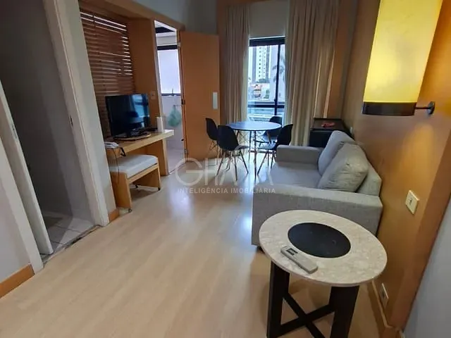 Apartamento 1 quarto e 2 banheiros, à venda ou para alugar, no bairro Moema em São Paulo