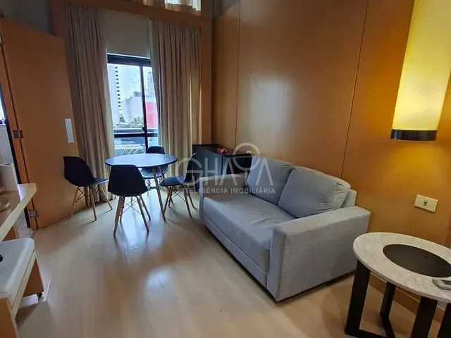 Apartamento 1 quarto e 2 banheiros, à venda ou para alugar, no bairro Moema em São Paulo