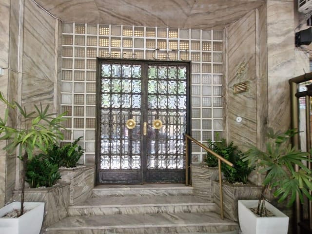 Foto do Apartamento - Espaçoso apartamento à venda na Santa Clara, Copacabana, RJ por R$ 1.000.000,00 | Henrique Martins