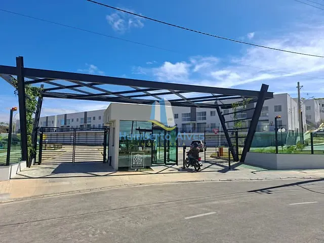 Apartamento 3 quartos e 2 banheiros, para alugar, no bairro Candeias em Vitória da Conquista