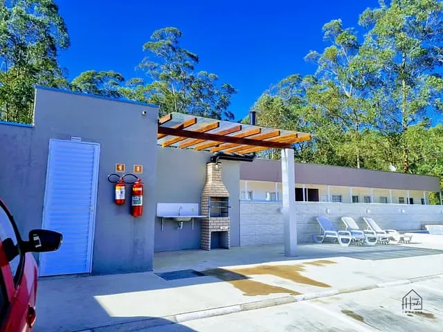 Apartamento com 120m² 2 quartos e 1 banheiro, à venda ou para alugar, no bairro Jardim Santa Paula em Cotia