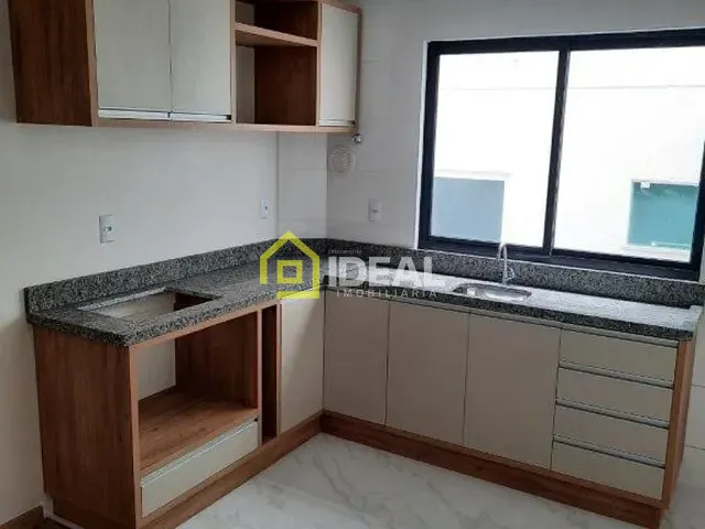 Apartamento 2 quartos e 2 banheiros, à venda, no bairro Guilherme Reich em Concórdia