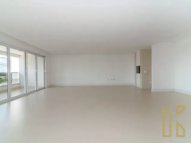 Apartamento 4 quartos e 6 banheiros, à venda, no bairro Bela Suiça em Londrina