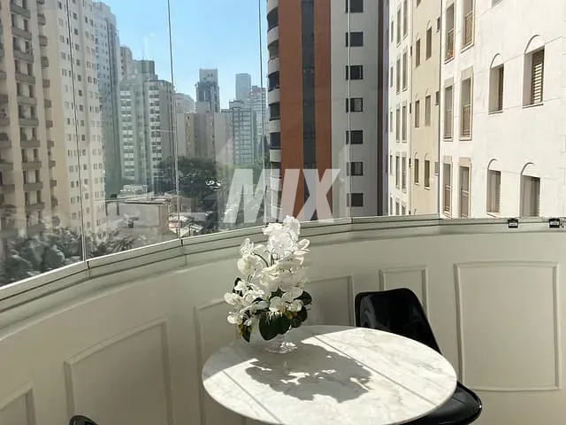 Apartamento 3 quartos e 3 banheiros, à venda, no bairro Moema em São Paulo
