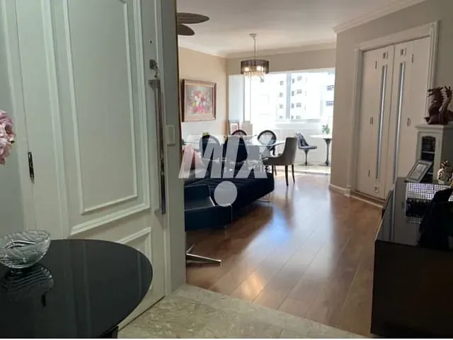 Apartamento 3 quartos e 3 banheiros, à venda, no bairro Moema em São Paulo